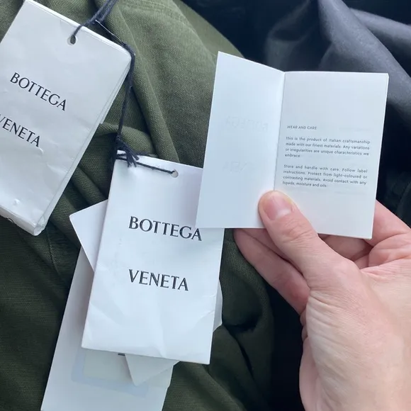 SPRING CLEANOUT 🥀🌹🌸🌼🪻🪷BOTTEGA VENETA Bottega VenetaCoated Cargo Midi-Skirt