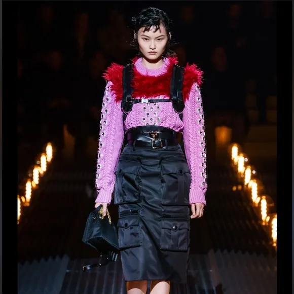 SPRING CLEANOUT 🥀🌹🌸🌼🪻🪷BOTTEGA VENETA Bottega VenetaCoated Cargo Midi-Skirt