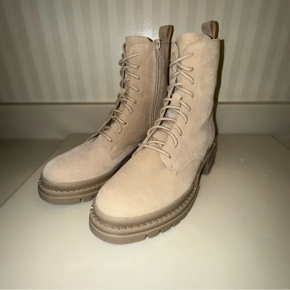 Steve Madden Jamisyn Sand Suede Ankle Chunky Combat Boots Size 9 1/2 NIB