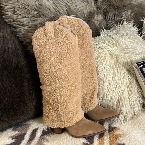 Steve Madden tall Sherpa boots
