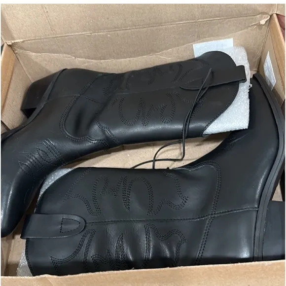 Steve Madden Western Black Leather Boots Size 6