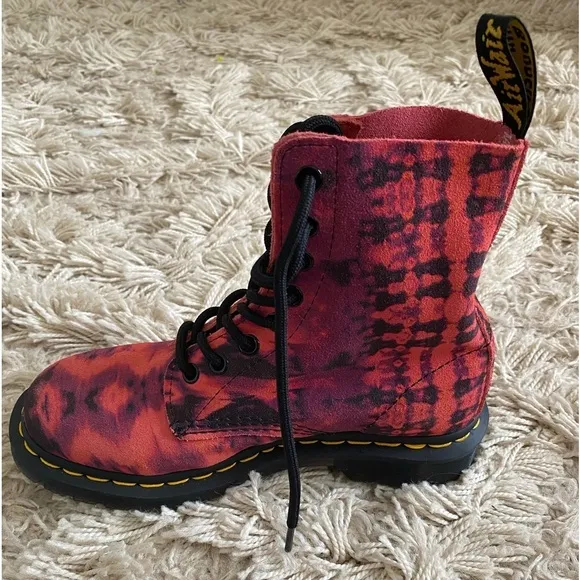 Streetwear, Edgy, Grunge Dr Martens PASCAL Summer Tie Dye Leather Combat Boots