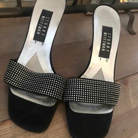 Stuart Weitzman ..... slip on sandal