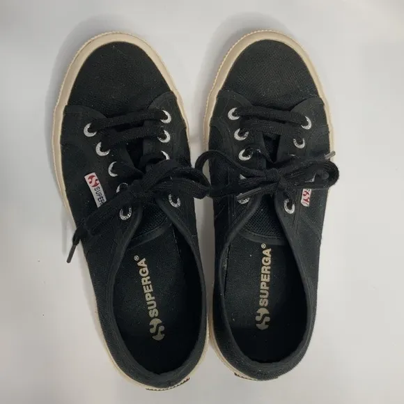 Superga canvas sneakers black &amp; cream size 7