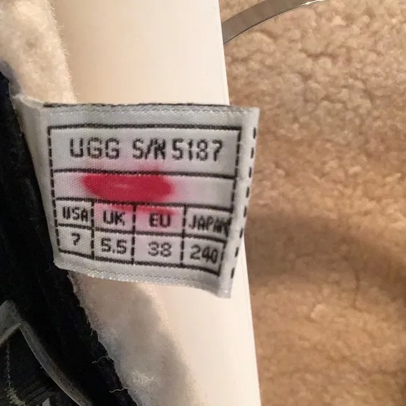 Tall UGG Dunwich boots