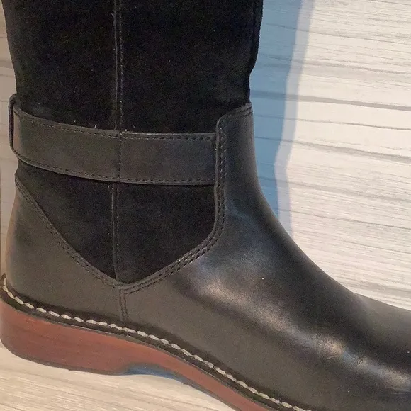 Tall UGG Dunwich boots