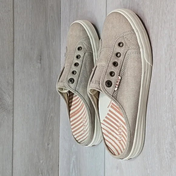 Taos Womens Ez Soul Clog Mule sneakers Slip on shoes sz 9.5