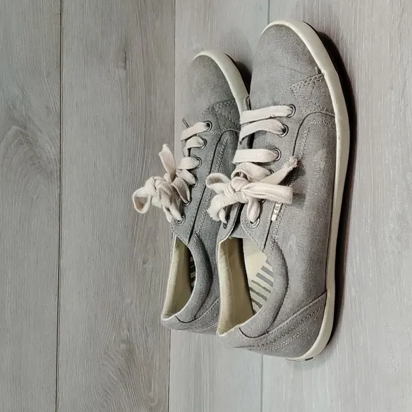 Taos Womens Star Canvas Plim soul grey Sneakers shoes sz 8.5