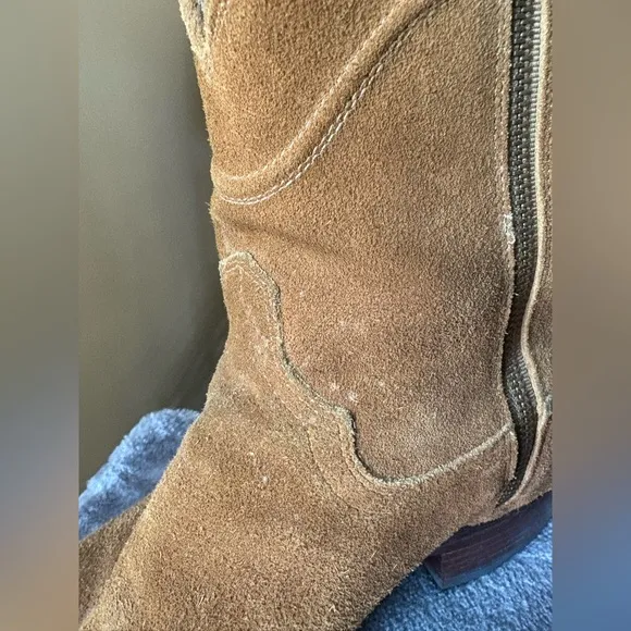 Tecovas the Dean honey suede short boots
