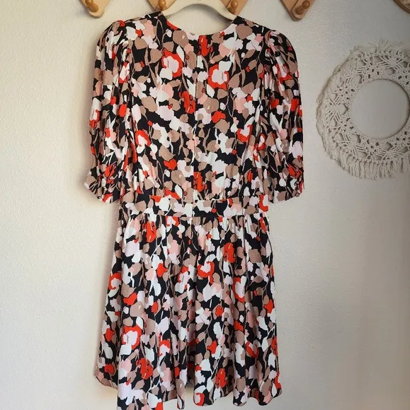 Ted Baker Skiala Short Sleeve Mini Floral DRESS Size 2 NWT