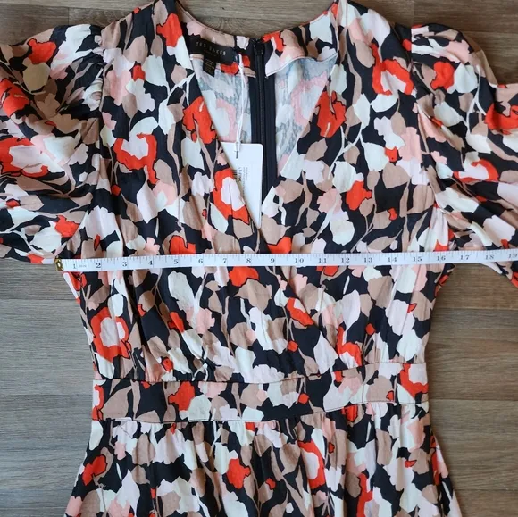 Ted Baker Skiala Short Sleeve Mini Floral DRESS Size 2 NWT