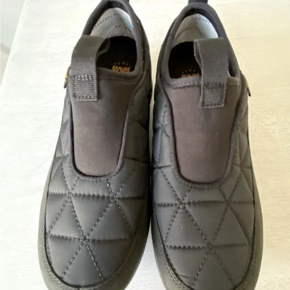 Teva ember commute slip on waterproof size 8 black men’s shoes like new
