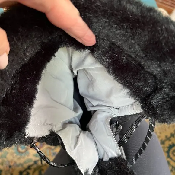 The North Face Nuptse Goosedown Mid Calf Snow Boots Faux Fur Trim Size 8.5