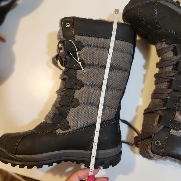 TIMBERLAND Mt. HAYES Women's Tall Waterproof insulated Snow Two Tones size 6