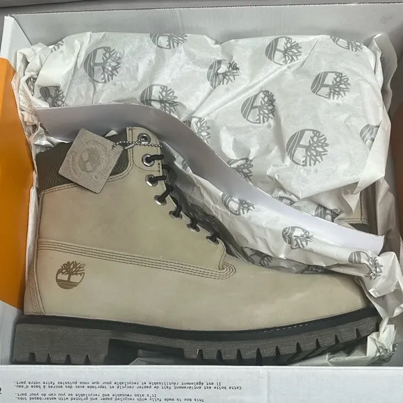 Timberland Premium 6 Inch Lace Waterproof Light Brown Nubuck Men’s Size 9 NEW