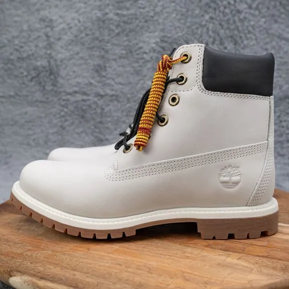 Timberland Women's Waterproof 6&quot; Premium Lug Sole Boots - Size 8.5