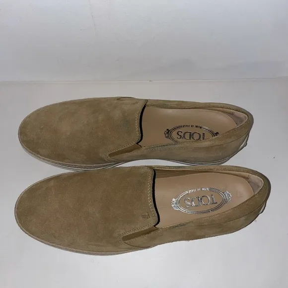 Tod’s SLIP-ON SHOES IN SUEDE