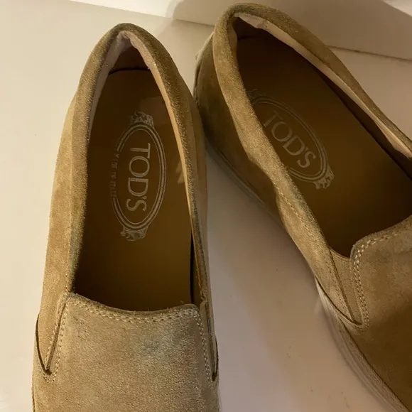 Tod’s SLIP-ON SHOES IN SUEDE