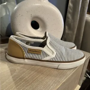 Tommy Bahama Floral Canvas Slip-Ons