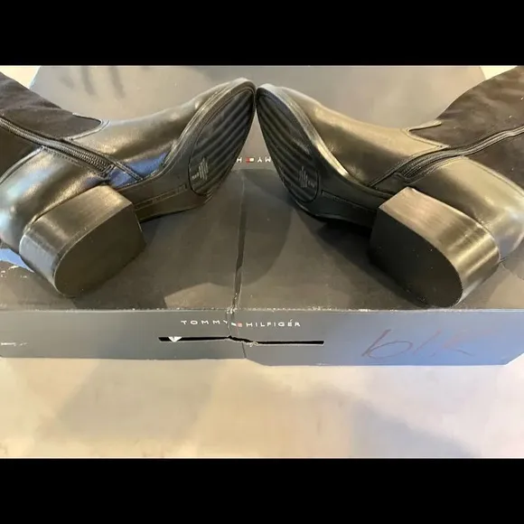 TOMMY Hilfiger Women's Black Knee High MADELEN Equestrian Boots Size 6.5