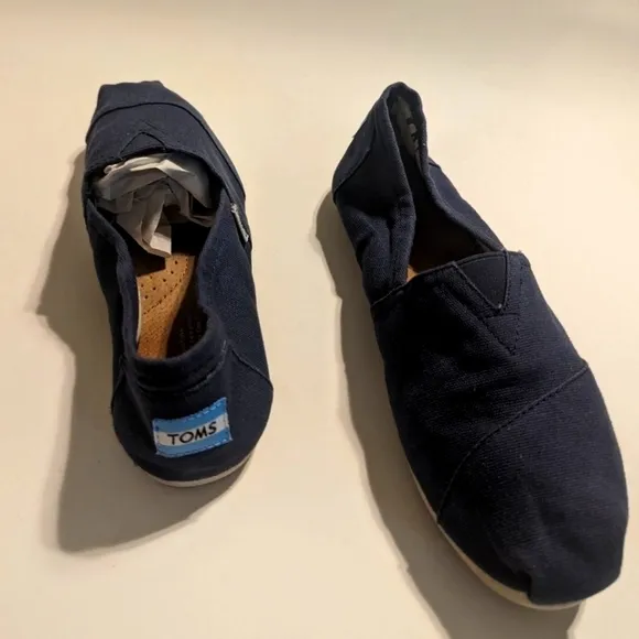 Toms Classic Canvas Slip-on Shoes Size 9 Wide Women's Cotton  Flats‎