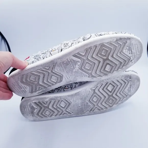 Toms x Marvel Collab White Concept Art Print  Canvas Slip-On Shoes Men's 11