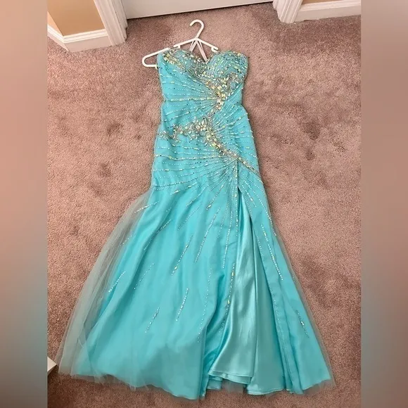 Tony Bowls prom dress