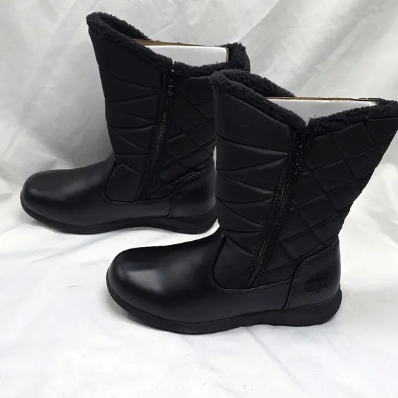 Totes Edgen ThermoLite Black Winter Ladies 7 W Boots New In Box