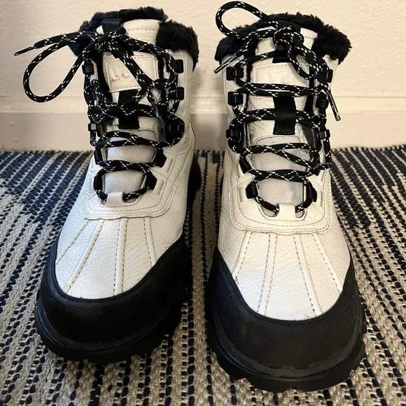 UGG Adirondack Waterproof Meridian Leather Hiker / Snow Boots