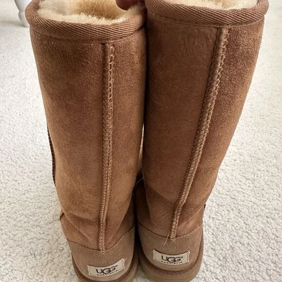 UGG Australia Girls Brown Classic Tall Winter Boots Leather Sheepskin Lined Sz 6