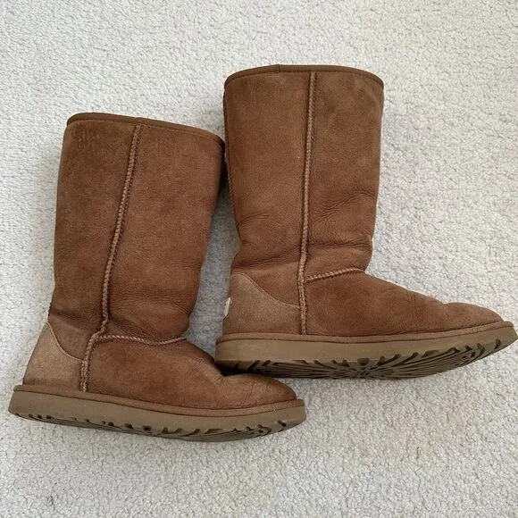 UGG Australia Girls Brown Classic Tall Winter Boots Leather Sheepskin Lined Sz 6