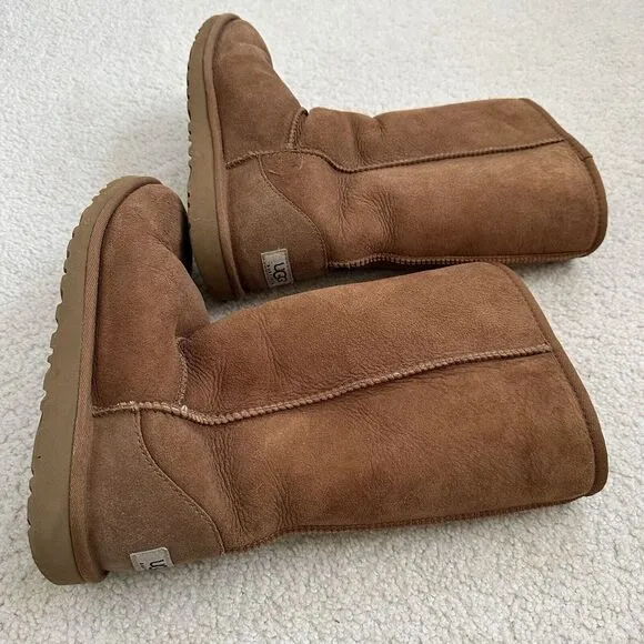 UGG Australia Girls Brown Classic Tall Winter Boots Leather Sheepskin Lined Sz 6