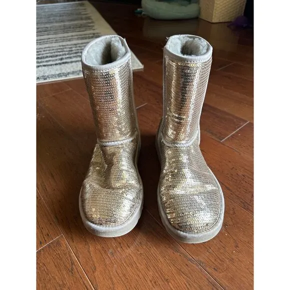 UGG Australia Gold Sequin Short Sparkle Boots 8