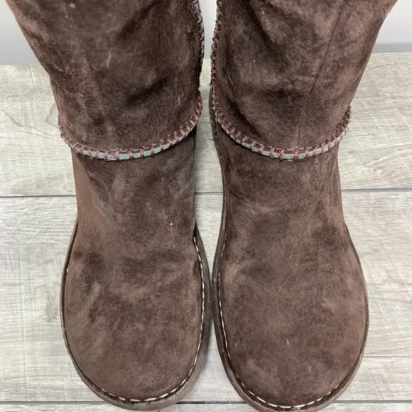 UGG Australia Haywell Women’s Chocolate Brown Suede Sheepskin Lined Boots Size 7