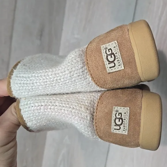 Ugg Australia Kids Girl Cozy Knit Tan Leather Boots Shoes Sz 7 Toddler