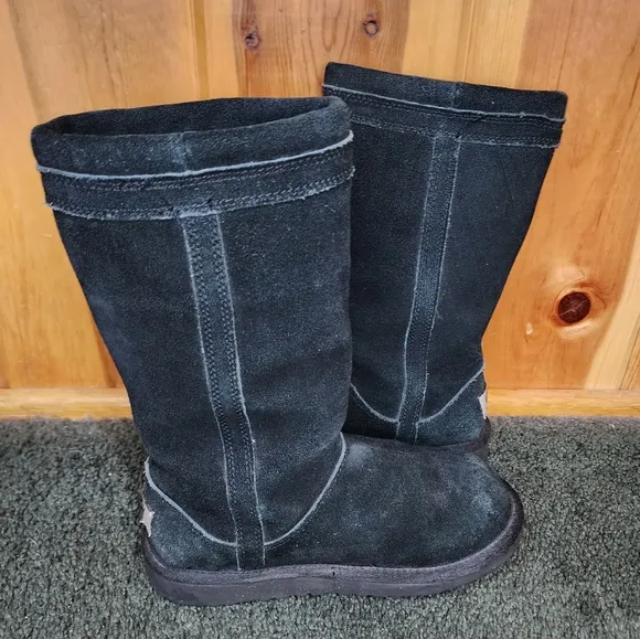 UGG Australia Larynn Black Suede Boots Girls 13