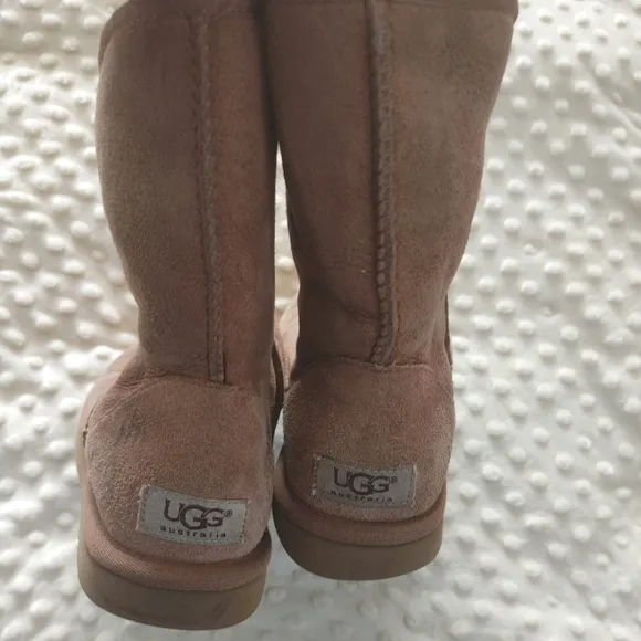Ugg Australia Short Boots Size 5 Women