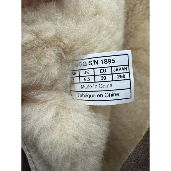 UGG Australia Women’s Brown Suede Cargo Tall Zip Sheepskin Boots SIZE 8