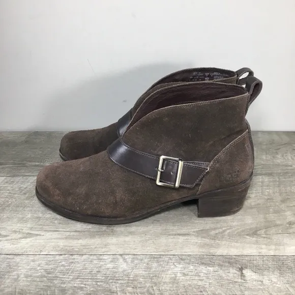 UGG Australia Wright Belted Suede Ankle Harness Shearling Boots 1014184 Size 9