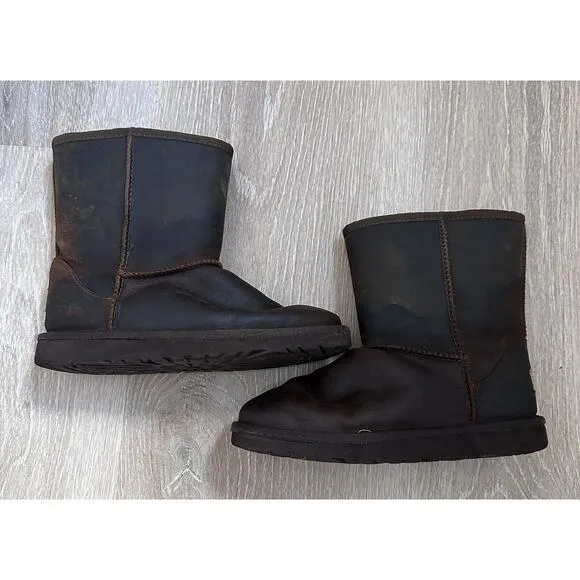UGG Australian Bomber Short‎ Boots|Dark Brown|Sz 4