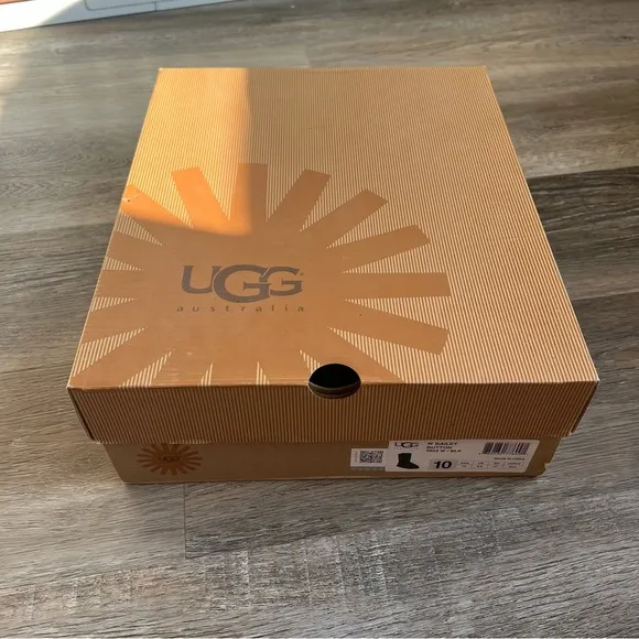 Ugg Bailey Button short boots