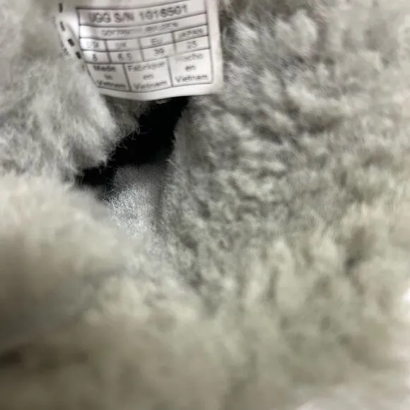 Ugg Baley short boots leather gray suede short boots with sheep skin lin…
