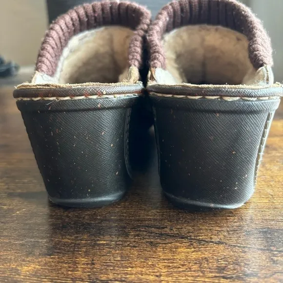 Ugg Brown Gael Wool Lined Leather Slip-on Clog Mules Size US 7 EU 38