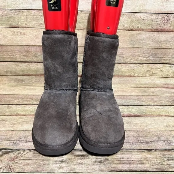 Ugg Brown Suede Classic Short Boots