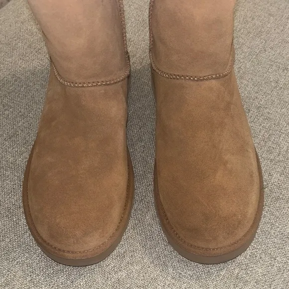 UGG Brown Suede Suhenny Tall Boots sz 9 NEW