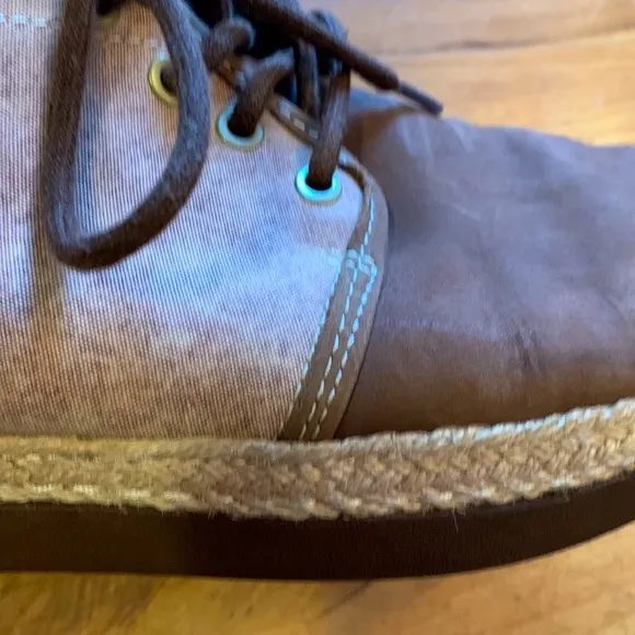 UGG Cantrell Chukka boots 10-1/2 10.5 canvas nubuck leather brown tan shoes EUC
