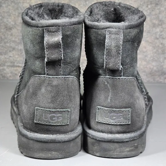 UGG Classic Mini II Ankle Boots Black Suede Winter Warm Shoes Women's Size 10