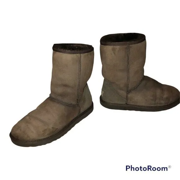 UGG Classic Short 5825 Womens Chocolate Brown Suede Fur Boots Size 9