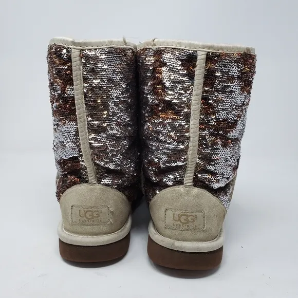UGG Classic Short Boots Sparkle Brown Sequin Gold 3353 Sherpa Lined size 8
