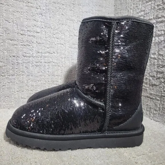 UGG Classic Short Cosmos Sequin Women's Size 7 US Black Gunmetal Shearling Boots